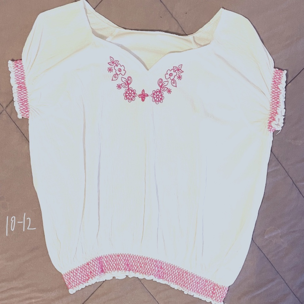 White Blouse with Pink Trim L(10-12)